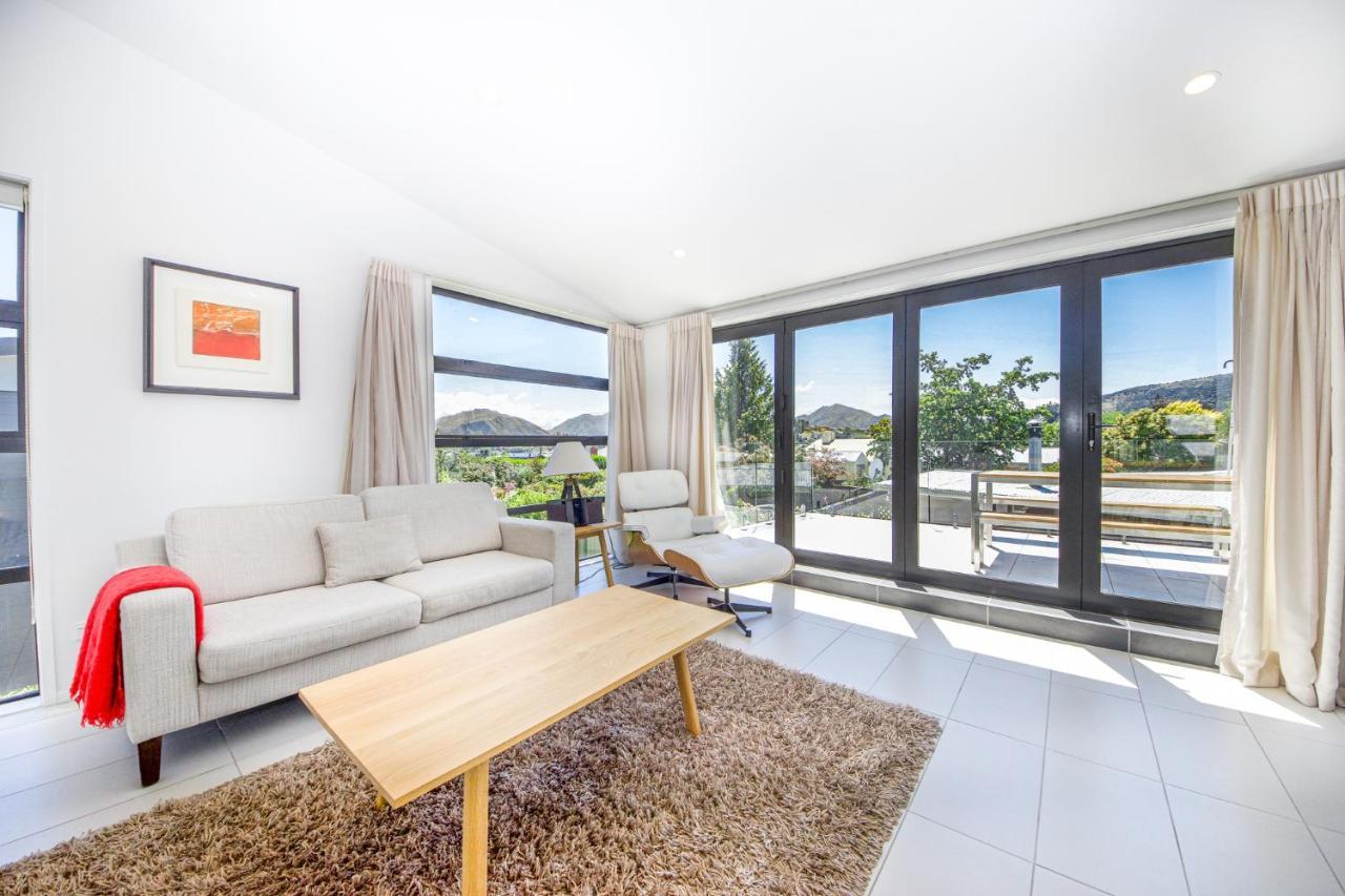 Tenby Apartments ワナカ エクステリア 写真